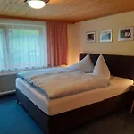 萨勒旅馆 招待所 *